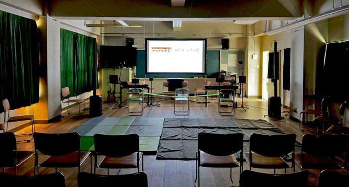 大阪での演奏と岐阜での撮影と